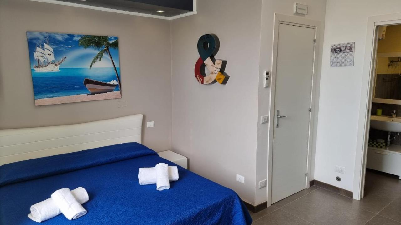 Room & Breakfast Cala Azzurra Macari Exterior photo